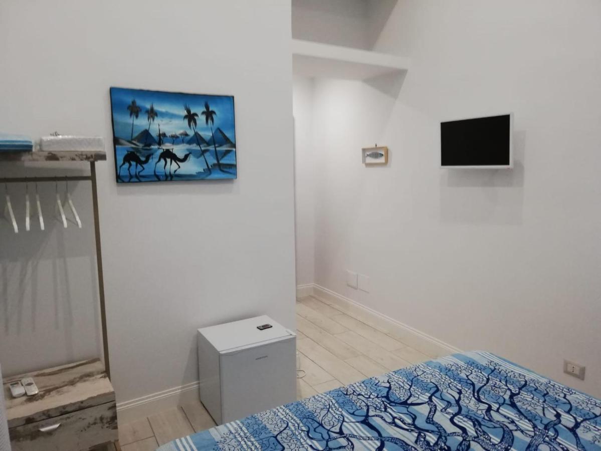 Casa Terry Bed & Breakfast Наполи Екстериор снимка